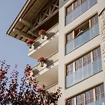 Hotel Alpine Palace