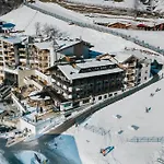 Alpine Palace