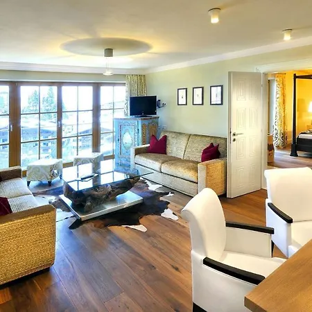 Alpine Palace 호텔 5*