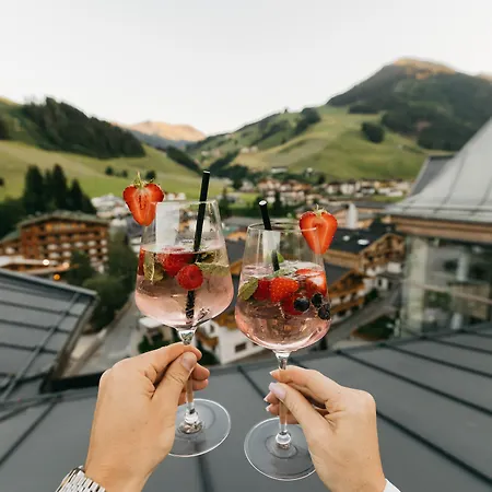 Alpine Palace 5*
