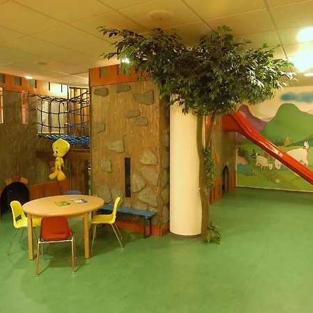 Hotel Alpine Palace 5*