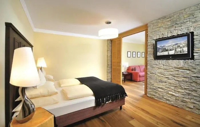 Alpine Palace Szálloda 5*