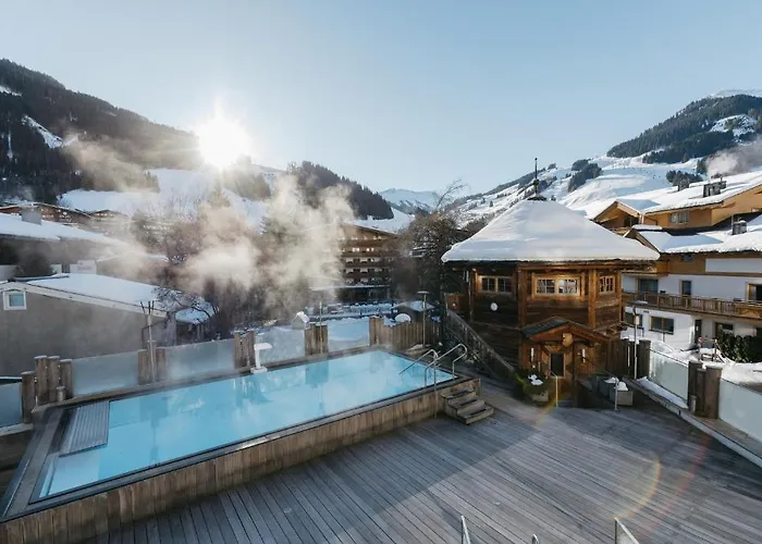 Szálloda Alpine Palace Saalbach Hinterglemm