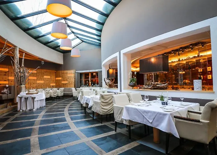 Alpine Palace Hotel 5*