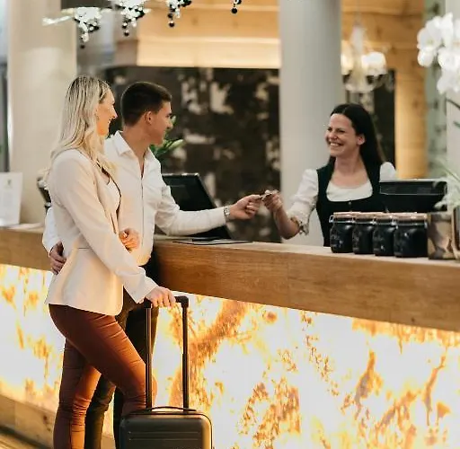 Alpine Palace Szálloda 5*