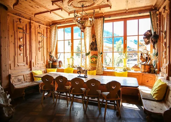 Alpine Palace Szálloda